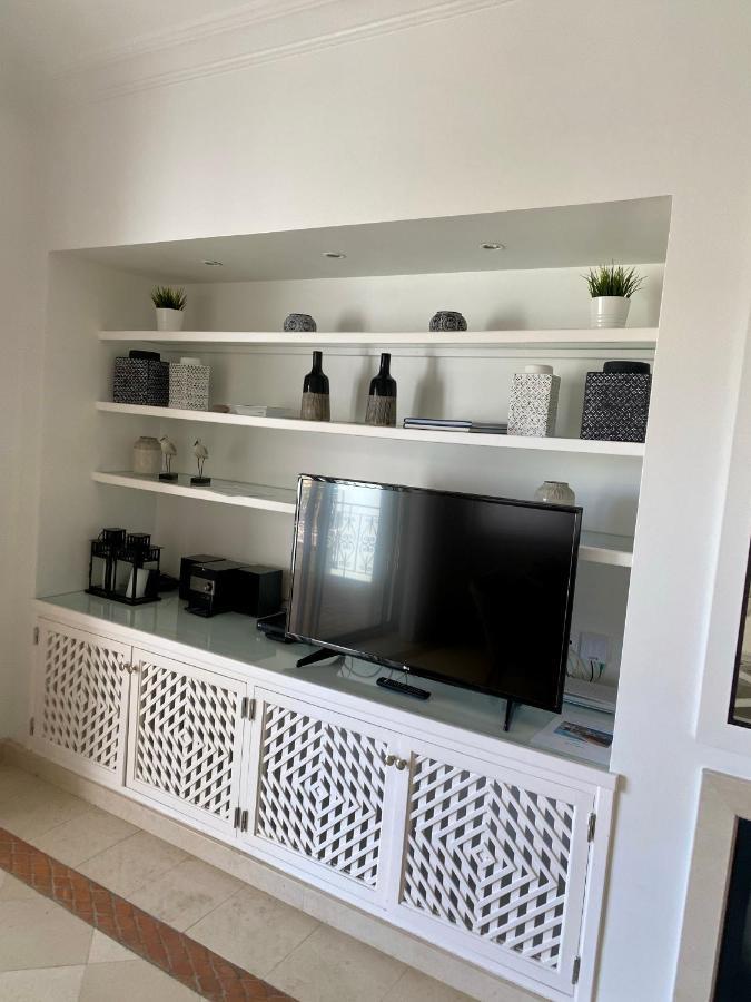 Beautiful Apartment For Rent In Quinta Do Lago With Excellent Resort Facilities Close To Lake And Beach. Экстерьер фото