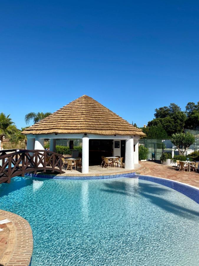 Beautiful Apartment For Rent In Quinta Do Lago With Excellent Resort Facilities Close To Lake And Beach. Экстерьер фото